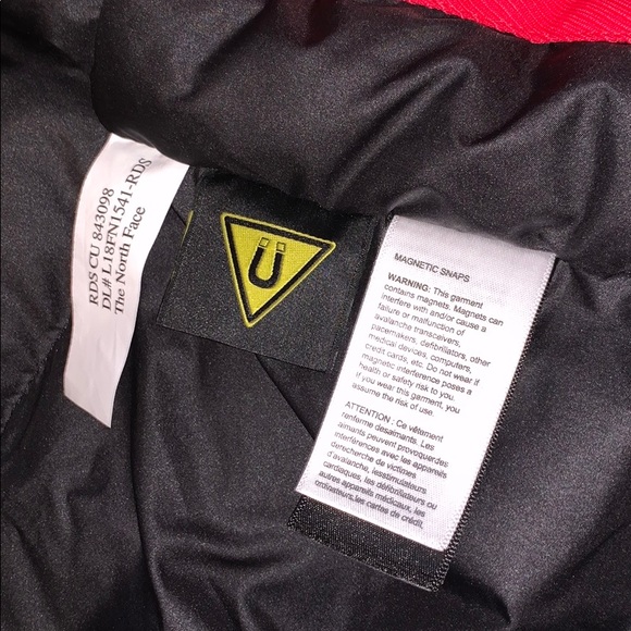 NWT The North Face Defdown Parka GTX, Red, Medium - Picture 11 of 16